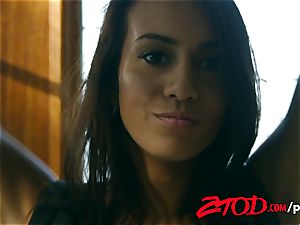 ZTOD - Janice Griffith in daddys tiny pulverize puppet
